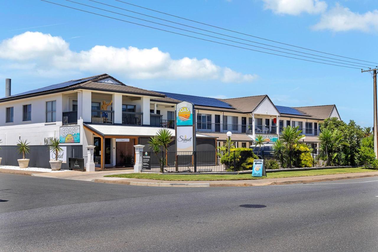 Coast Motel And Apartments Port Noarlunga Exterior photo
