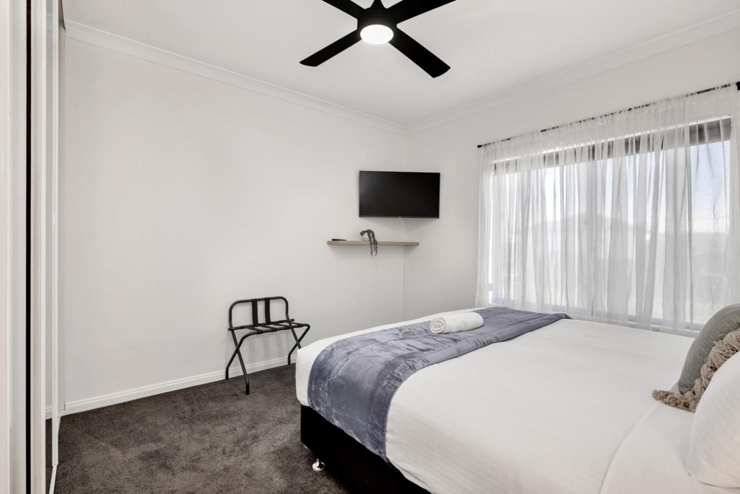 Coast Motel And Apartments Port Noarlunga Exterior photo